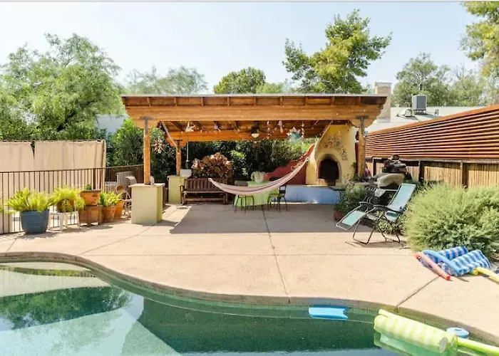 Holiday home House With Pool & Hot Tub